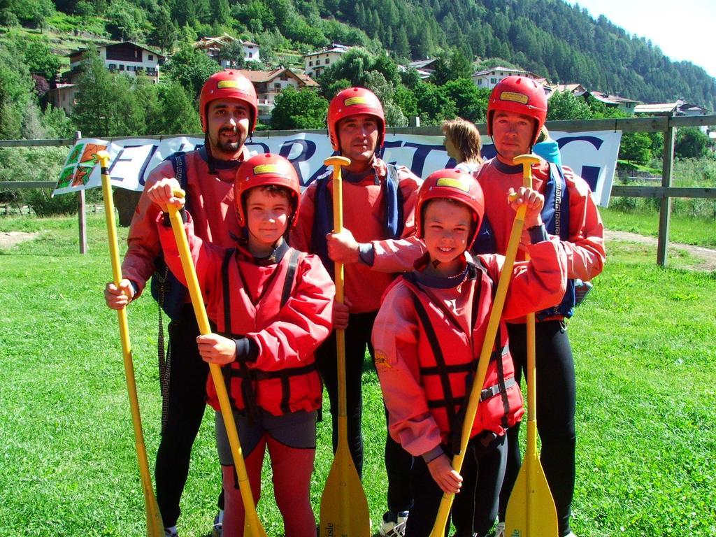 Camping Val Di Sole Peio Exterior photo